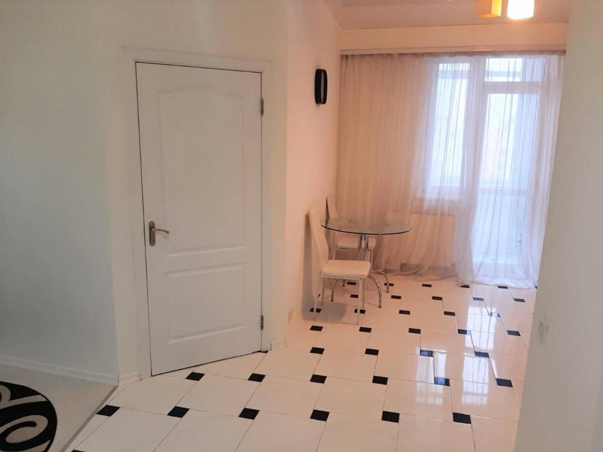 Bright Central Apartment Kischinau Exterior foto